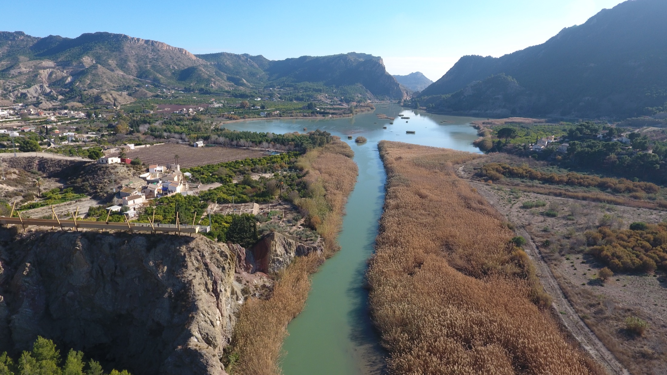 Vista aérea del Valle de Ricote modelado por el río Segura
